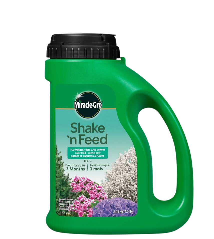 Miracle Gro Shake n Feed Flowering Trees and Shrubs Plant Food 2kg
