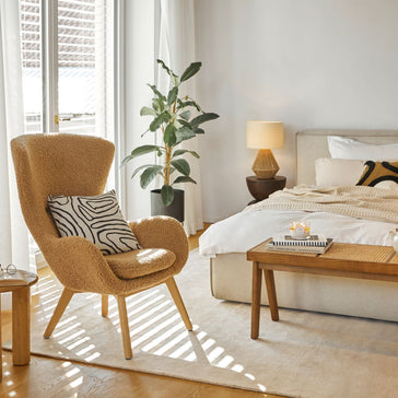 Foliage Fit: Houseplants Tag Along on Your 2024 Resolutions
