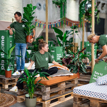 Plantsome launches across Canada! Tropical plants now delivered to all provinces