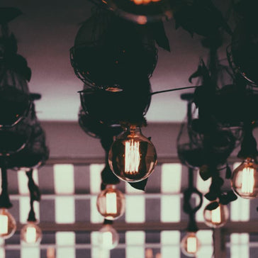 Feeling creative? – DIY Lightbulb Vases